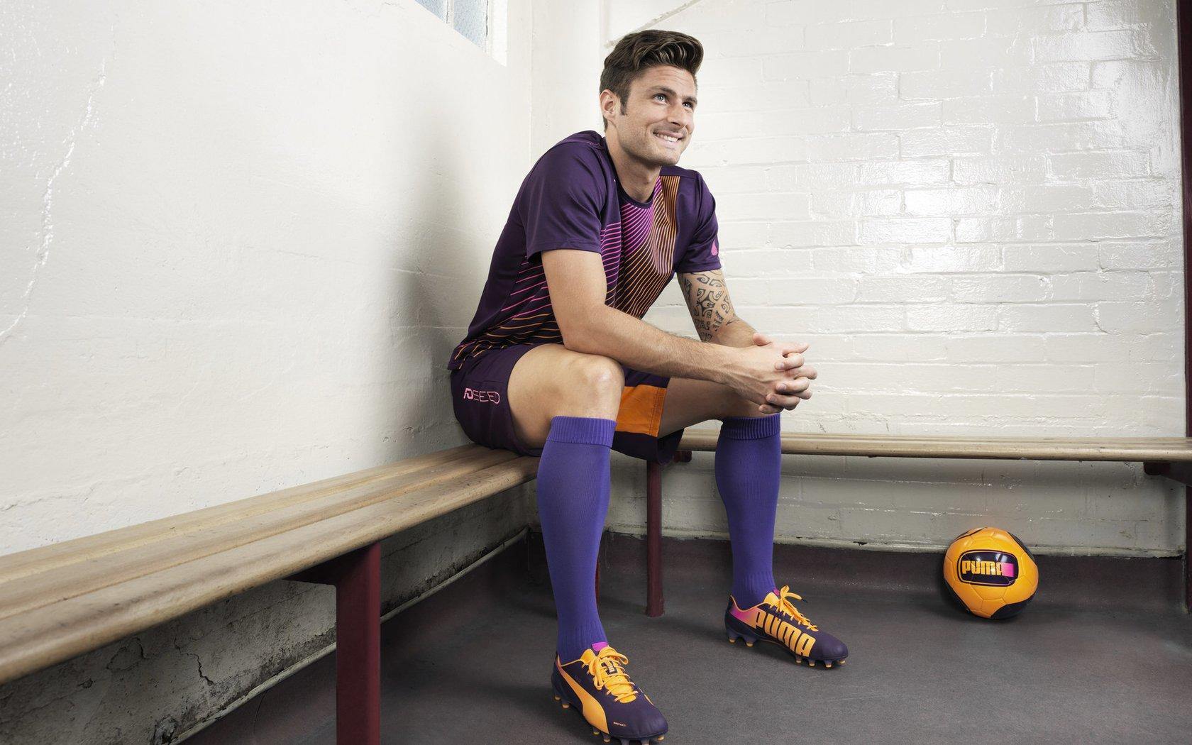 英媒曝阿布出售切尔西遇阻 资产冻结风险或致交易停滞