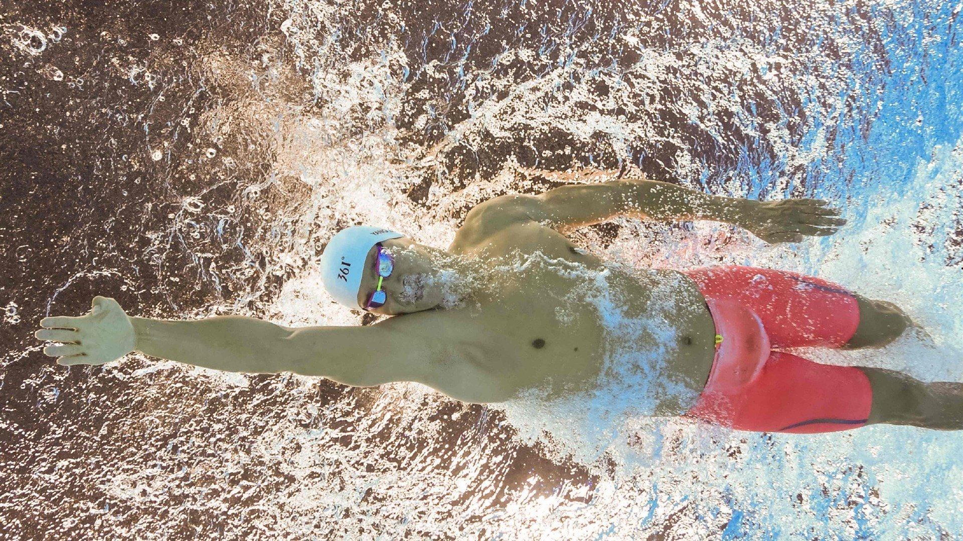 拉总力排众议为哈维送上续约合同,诺坎普的未来是否仍应托付于昔日传奇?