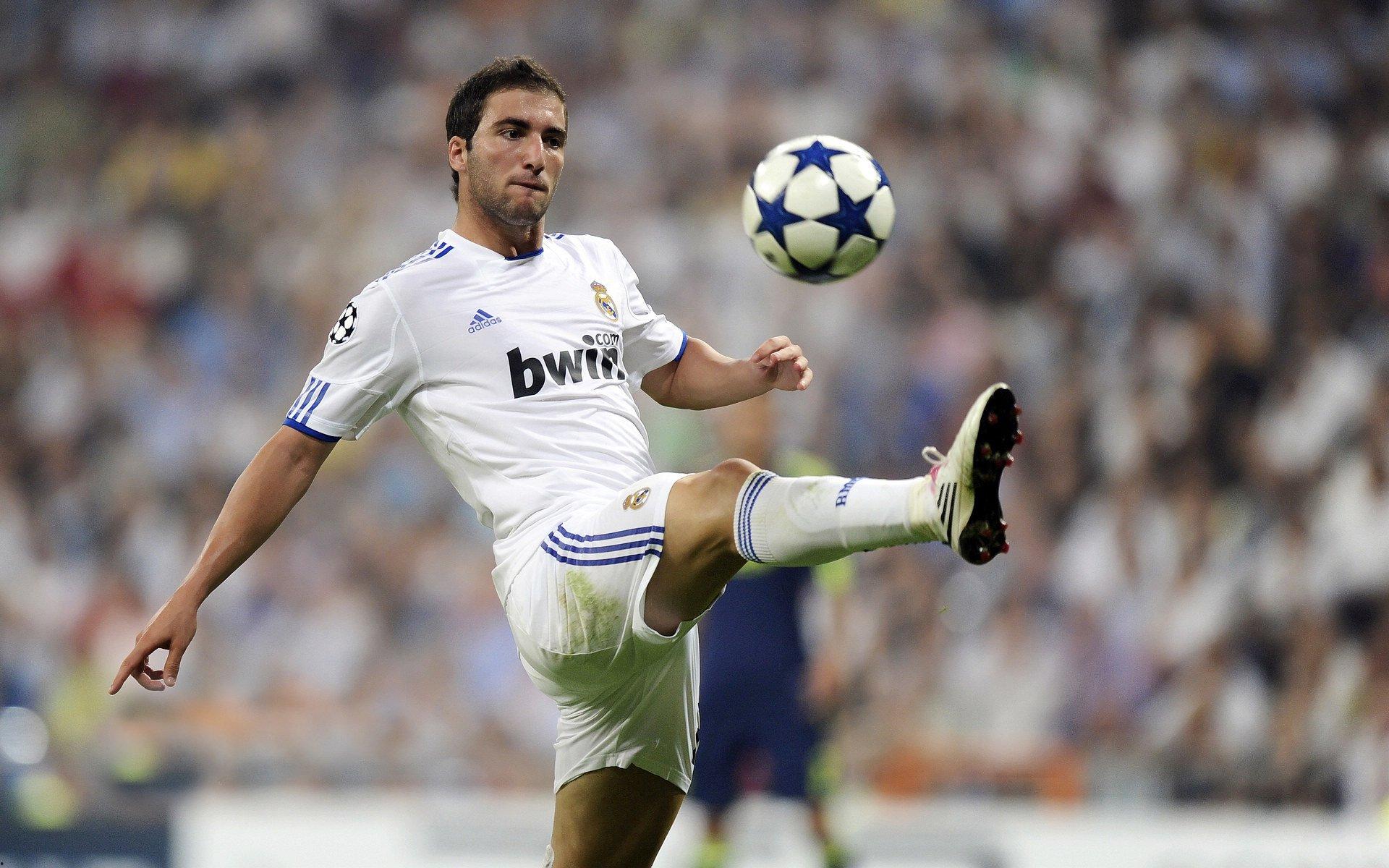 国际米兰的联赛崩盘，王勤伯眼中的一场尴尬插曲