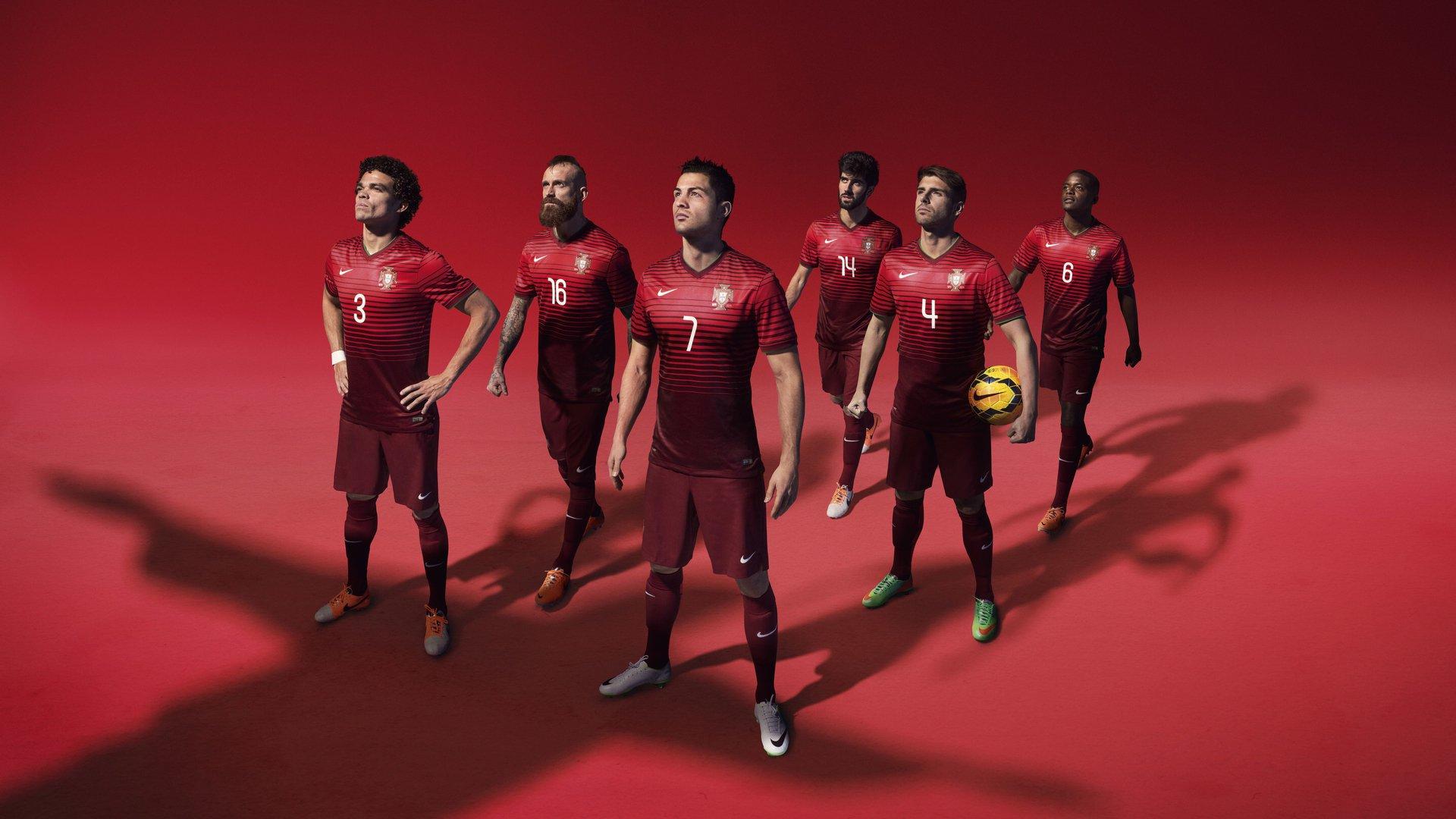 尽情狂欢!那不勒斯今夜无人入睡,足球奇迹点燃千年古城